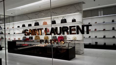 sales saint laurent